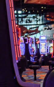 rans slot Crazy Time Pachinko bonus board with ball descent animation